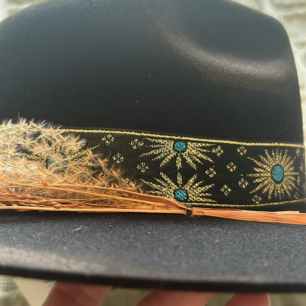 Custom hat- Lack of Color - Picture 4 of 8